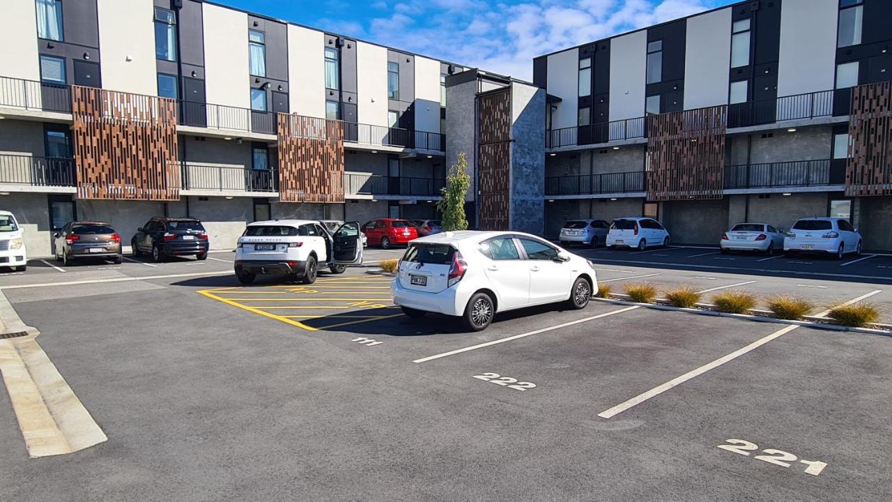 2 Bedroom City Pad With Free Car Park Christchurch Bagian luar foto